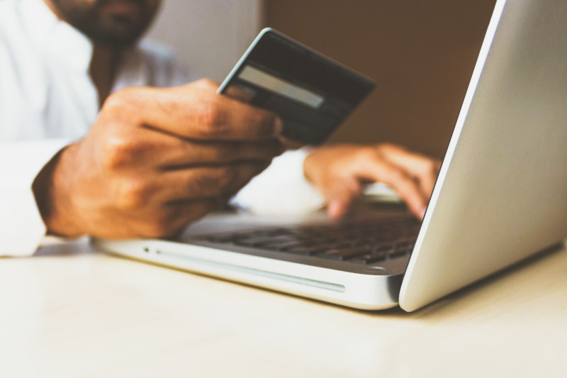 Wszystko co musisz wiedzieć o spłacie karty kredytowej