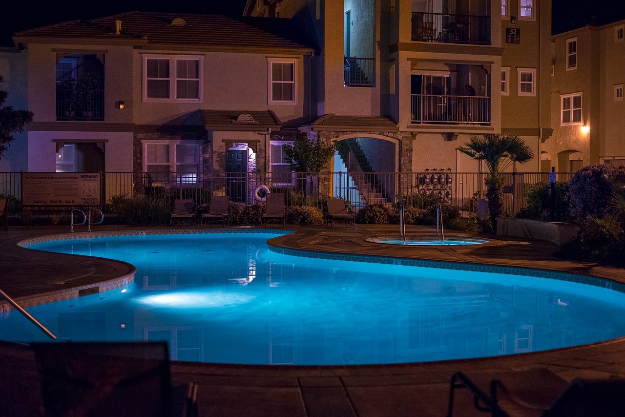 Oświetlenie basenowe